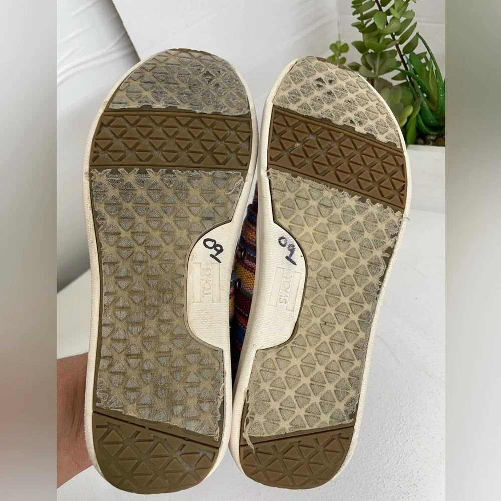 Toms Multicolor Striped Women's Sneakers